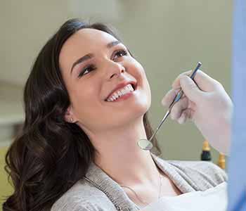 Recommended cosmetic dentist at Esquire Dental Centres in Scarborough for posterior onlays and inlays.
