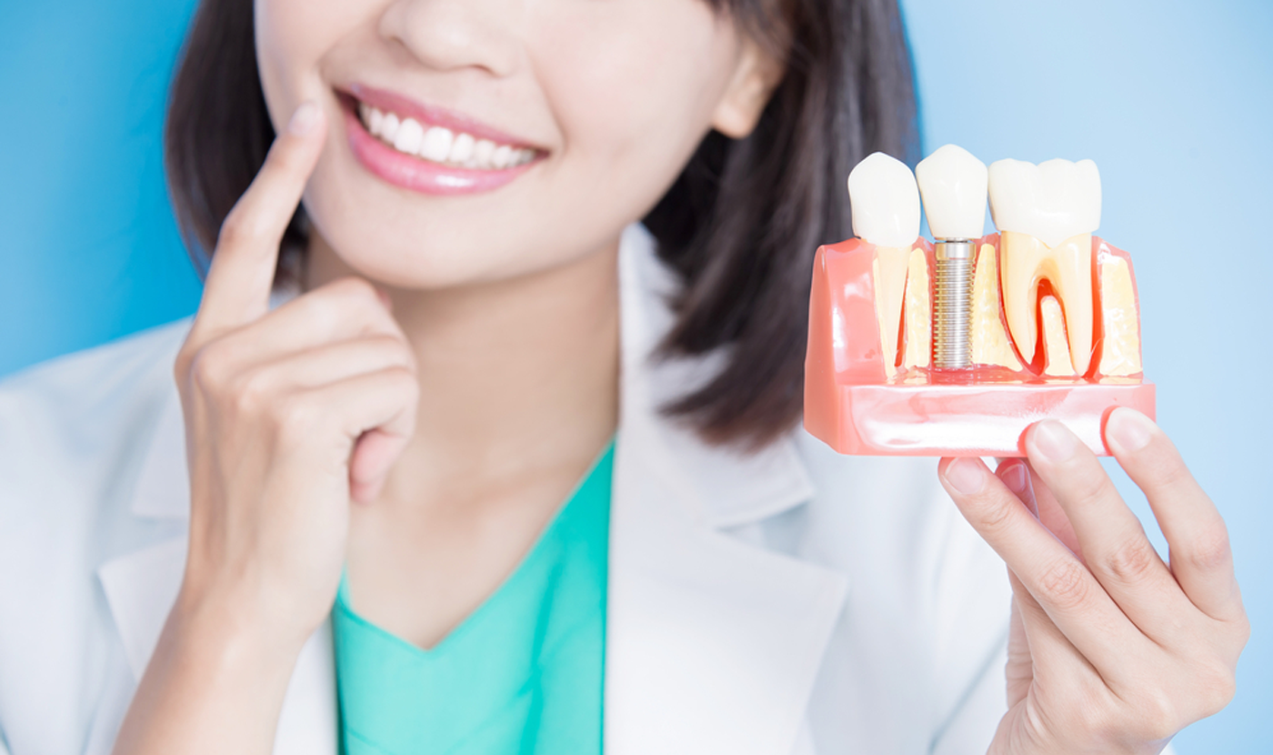 Experience the Benefits of Dental Implants, home page